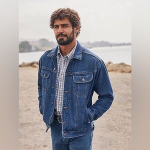 WRANGLER SPORT DENIM JACKET Classic Blue Denim Jacket Size Large 100% Cotton